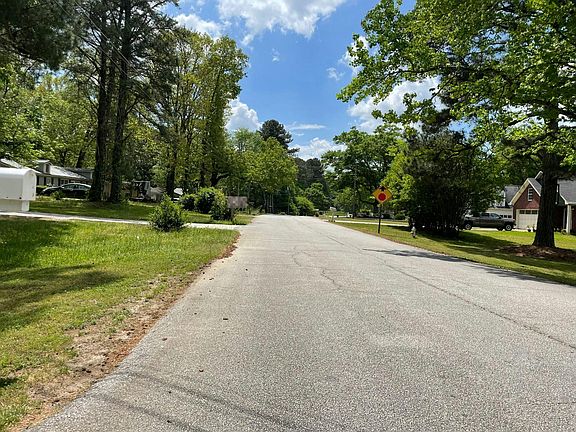 4th image of 3195 Brownlee Ln SW