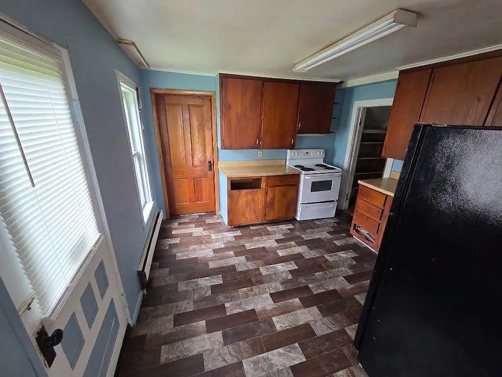 202 Lincoln Street - #101 — Photo 4
