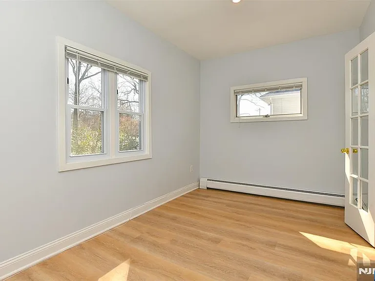 420 Carmita Ave #1 — Photo 7
