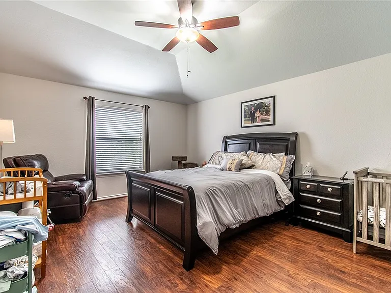 3810 Los Arroyos Dr — Photo 36