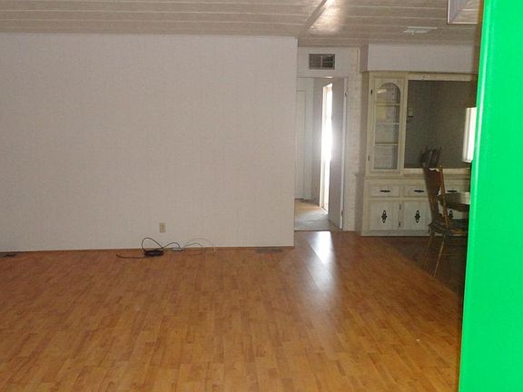 5th image of 266 W Palma Dr