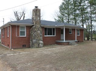 2042 New Bildad Rd, Smithville, TN 37166