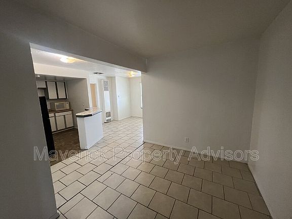 4th image of 117 40th St NW APT 8