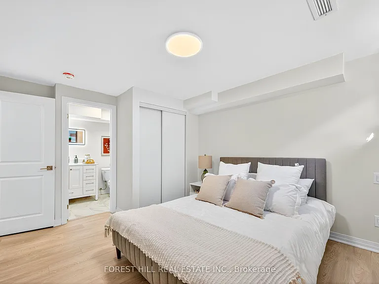 49 William Cragg Dr #R — Photo 26