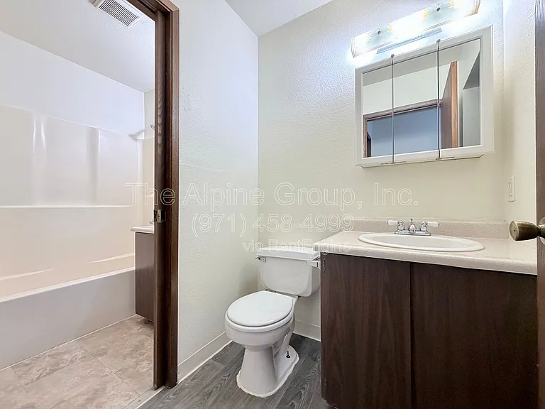 13325 SW 17th St — Photo 11