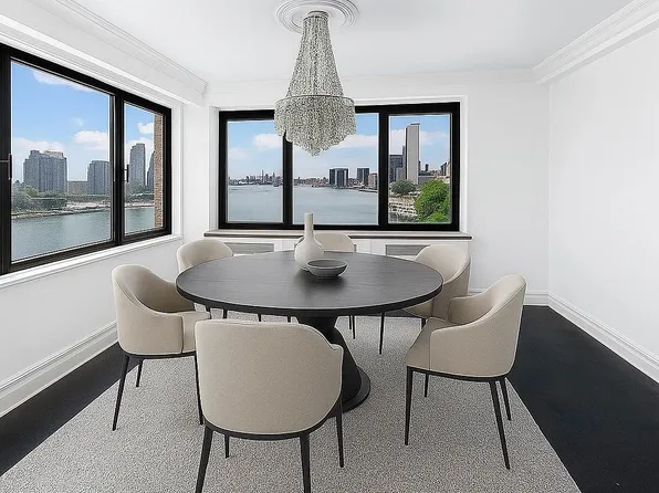 45 Sutton Place South image 2 of 17