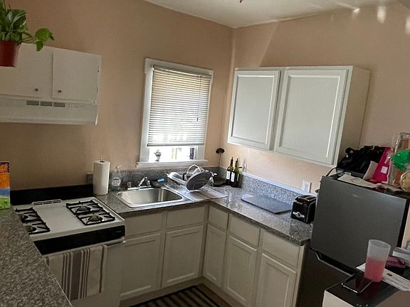 4th image of 220 Elm Ave APT 114