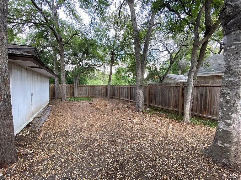 11039 Whisper Valley St — Photo 30