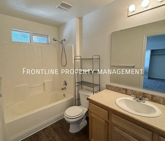 11915 W Cloverfield Ln #201 — Photo 12