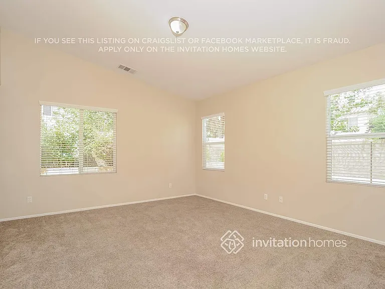 42213 Marbella St — Photo 8