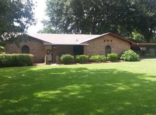210 Maryland Dr, Texarkana, TX 75501