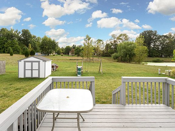 3rd image of 243 Monarch Dr