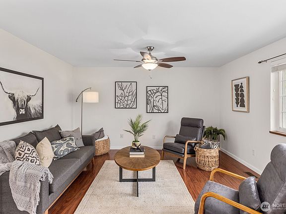 5th image of 11921 SE 205th Street