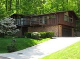 9 Bayberry Dr, Huntington, WV 25705