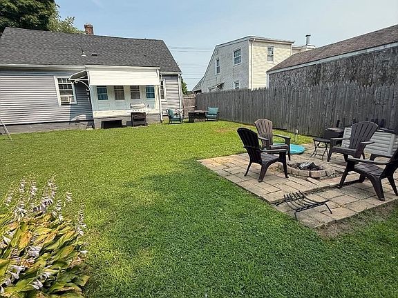 4th image of 66 Powell Ave