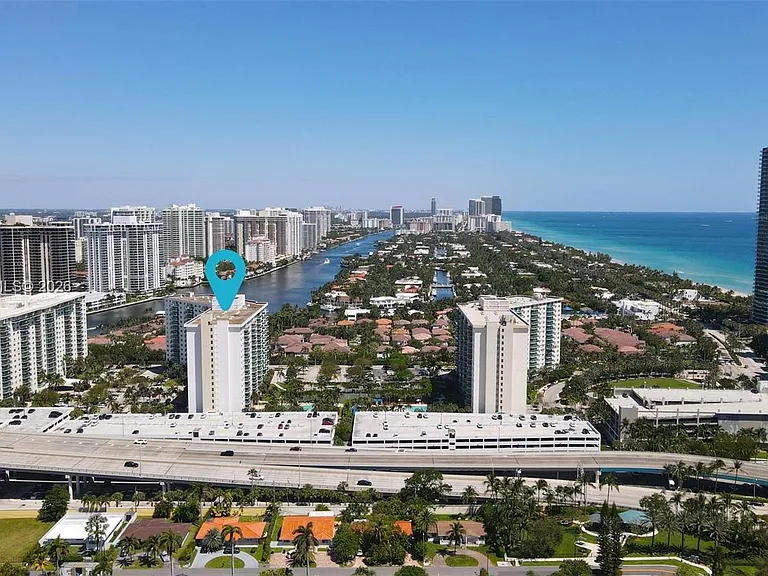 19380 Collins Ave #6 — Photo 35