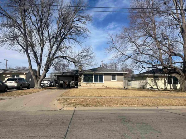1934 W 9th St, Hastings, NE 68901