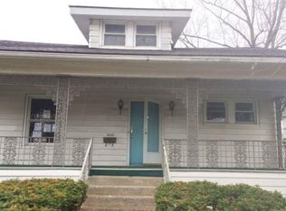 1002 Phinney Ave, Alton, IL 62002