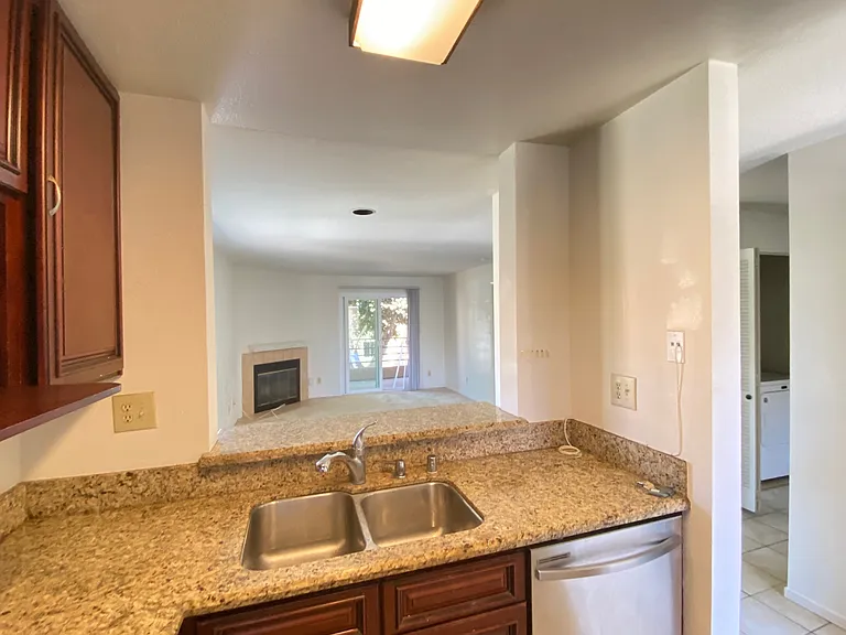 7405 Charmant Dr #2102 — Photo 6