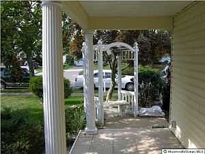 4th image of 113 Buckingham Dr