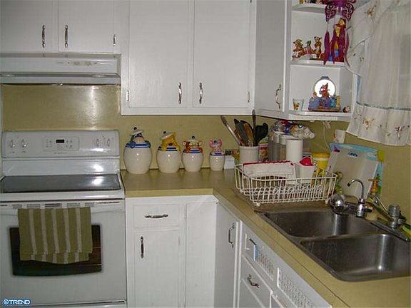5th image of 213 S Ogle Ave