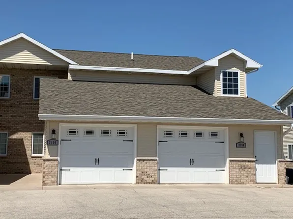 2134 S Broadway St, De Pere, WI 54115