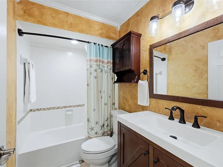 3663 Longmeadow #23 — Photo 22