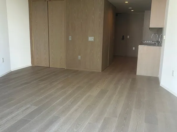 1000 Auahi St, Honolulu, HI