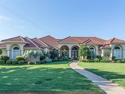 1505 Tanglewood Dr.