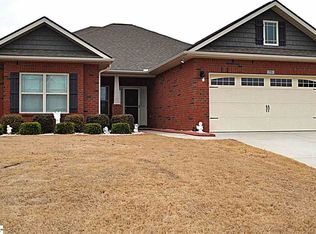 75 Dandie Dr, Simpsonville, SC 29680