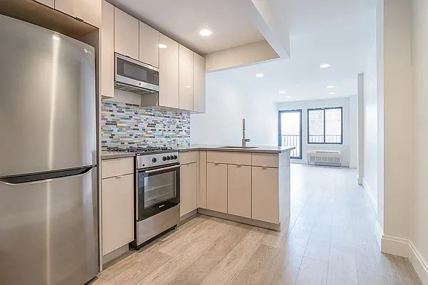 Rented by Bold Marketing | media 7