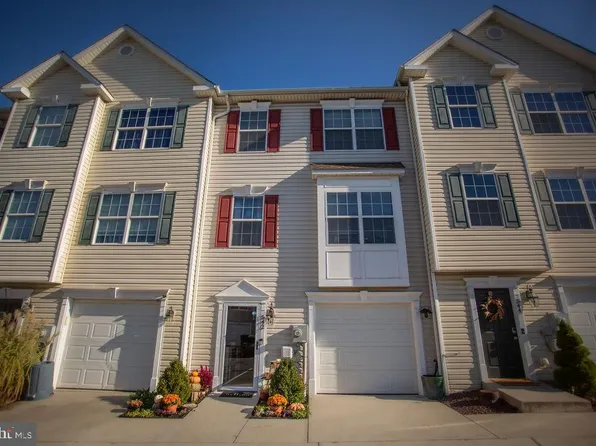 542 S Carlisle St, Greencastle, PA 17225