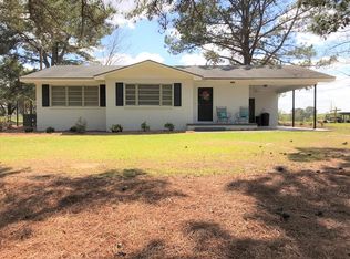 322 Brighton Rd, Tifton, GA 31794