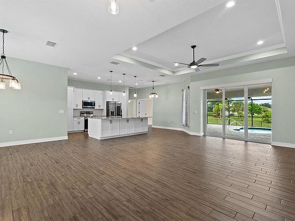5th image of 120 CREVALLE ROAD
