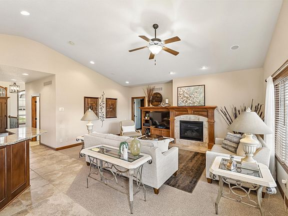 5th image of 7140 Reed Ln