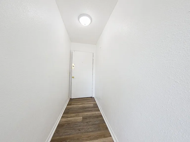 The Flats on 21st — Photo 3