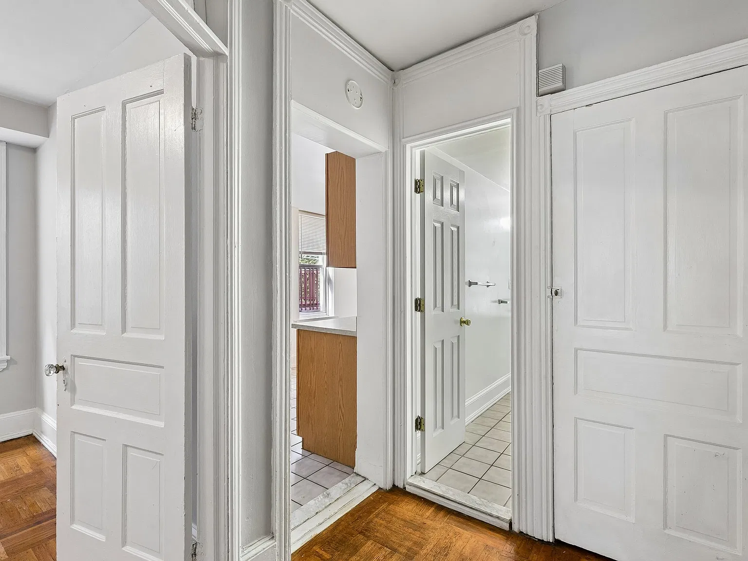 2 bed, 1300 sqft, $1,390 — Photo 4