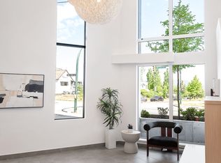 Nell's Place, Vancouver, BC V5R 2G7