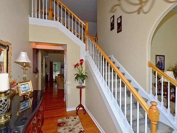 2nd image of 1461 Brentwood Dr