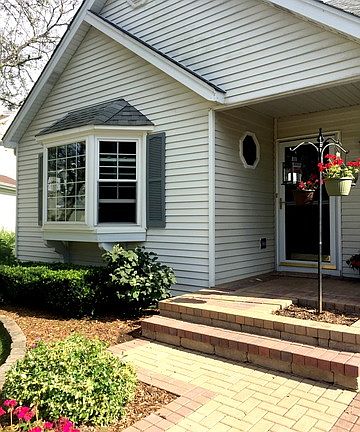 2nd image of 2272 Salisbury Dr