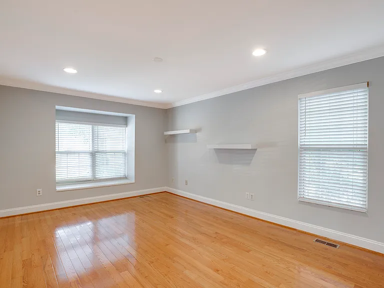 5610 Gosling Ct — Photo 17