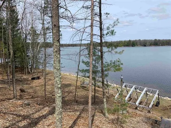 N1272 Spirit Island Rd #81, Keshena, WI 54135