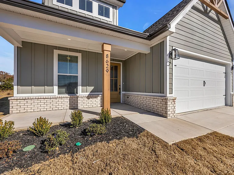 8629 James Creek Dr — Photo 37