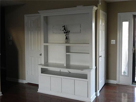 4th image of 1 Riverwood Pl #1200