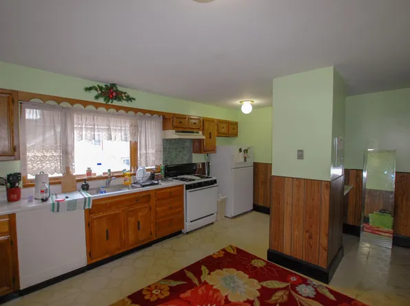 159 Forest St #2, Medford, MA 02155