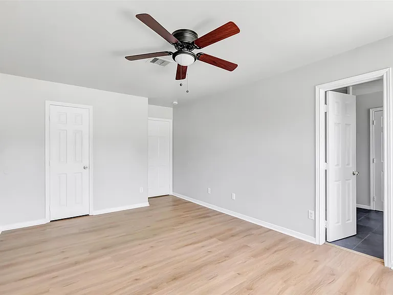 10445 Wicklowe St #1 — Photo 26