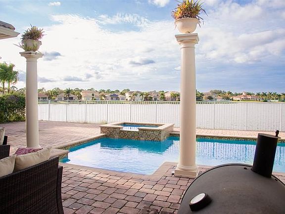 5th image of 6140 Santa Margarito Dr