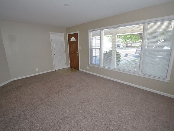 2nd image of 524 Chaparral Way