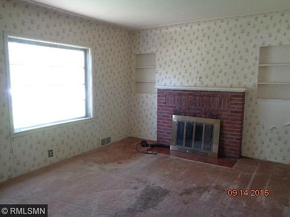2nd image of 817 Ashland Ave