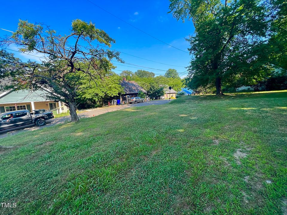 1st image of 116 Sunset Cir